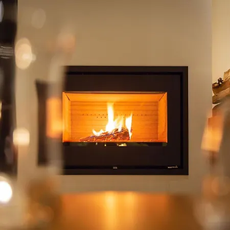 Prázdninový dům Reetland Am - Premium Reetdachvilla Mit 3 Schlafzimmern, Sauna Und Kamin E24 *