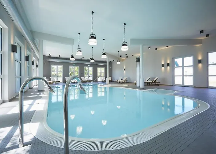 Reetland Am - Premium Reetdachvilla Mit 3 Schlafzimmern, Sauna Und Kamin E24 *